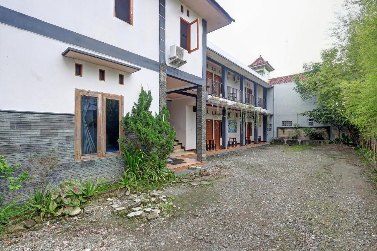 Hotel Wisma Ck Kebumen Exterior foto